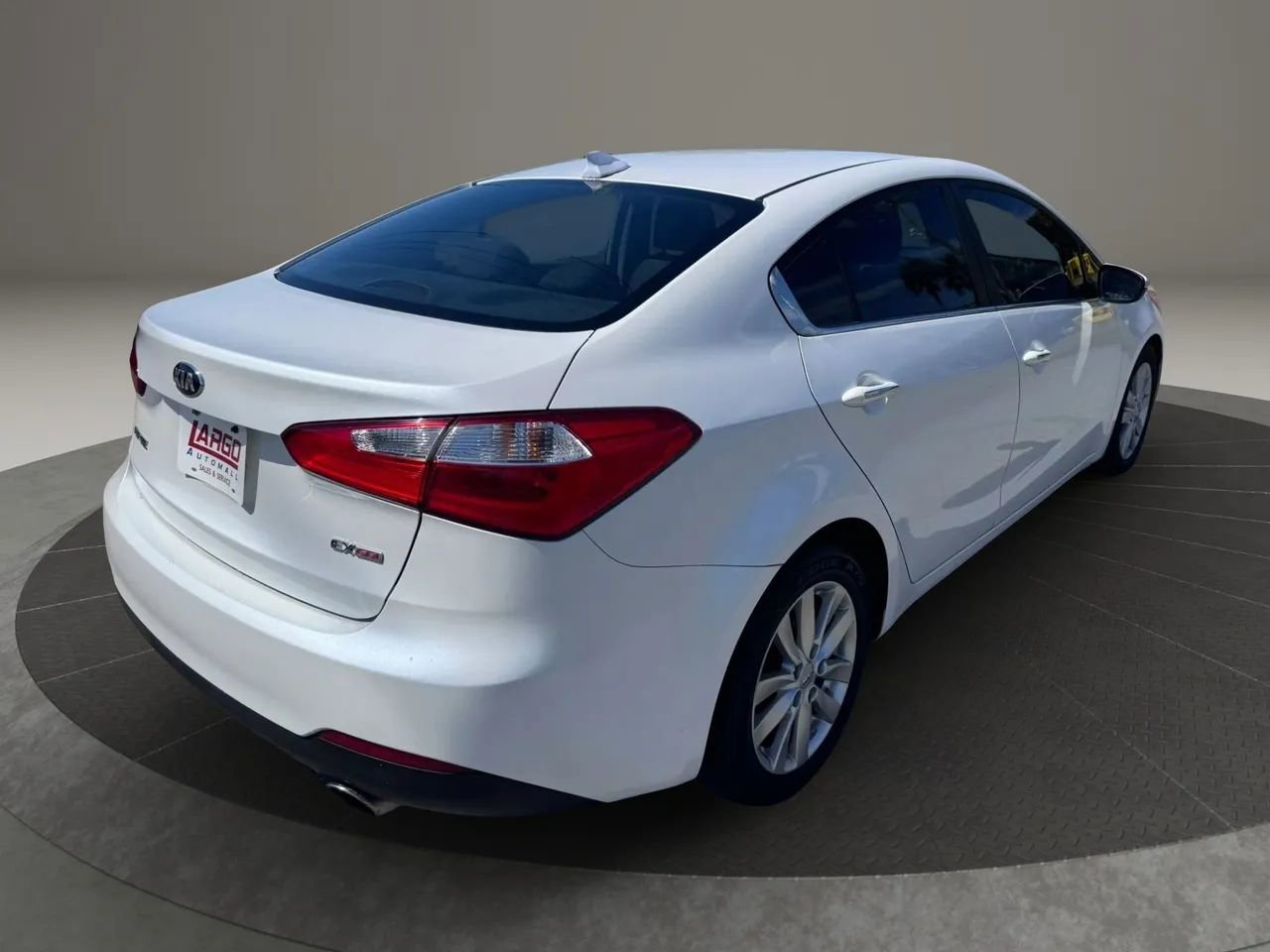 Used 2015 Kia Forte EX FWD image 5