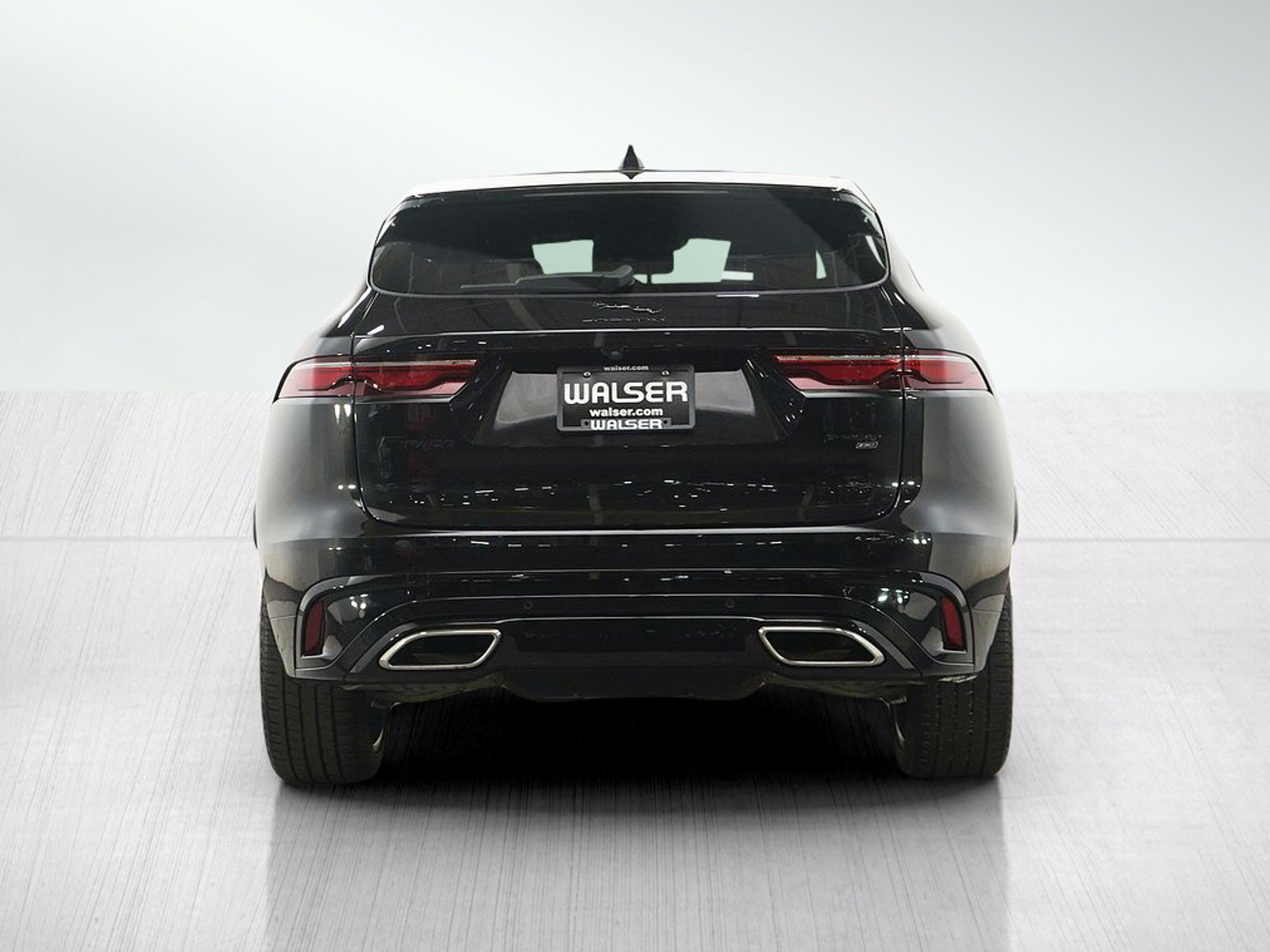 Used 2023 Jaguar F-PACE R-Dynamic S AWD/4WD image 4