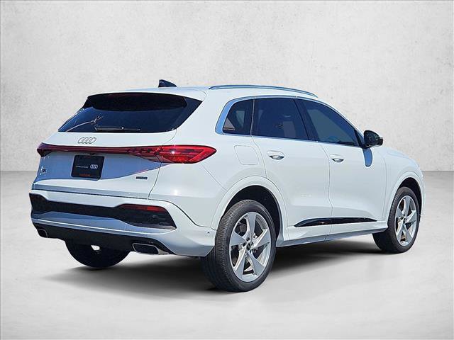 Certified 2025 Audi Q5 Premium AWD/4WD image 5