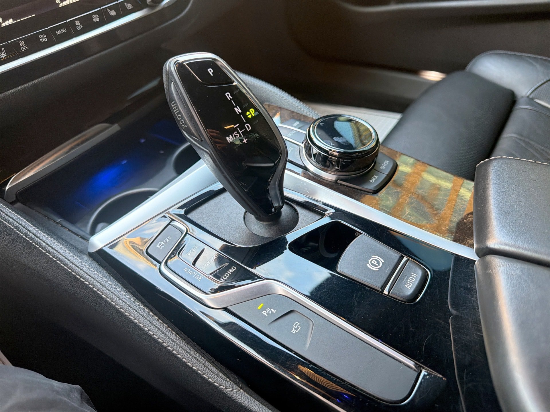 Used 2019 BMW M550i xDrive w/ Premium Package AWD/4WD image 23