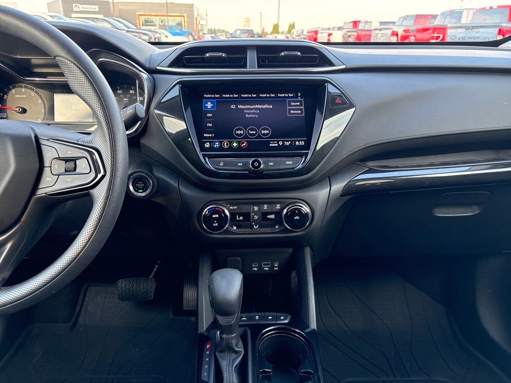 Used 2023 Chevrolet TrailBlazer LT w/ Convenience Package image 23