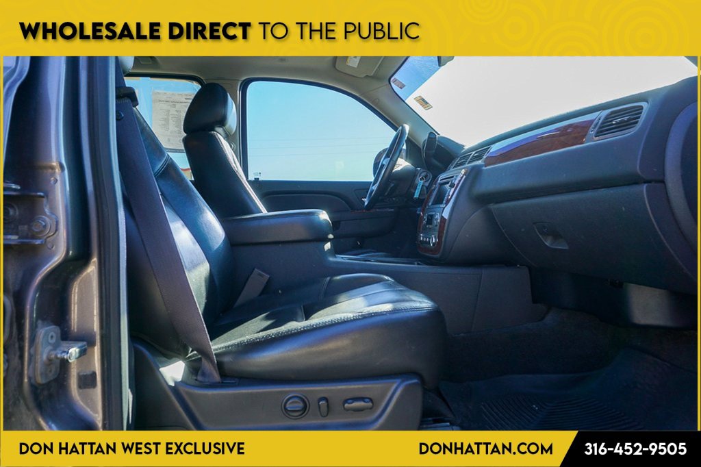 Used 2011 Chevrolet Suburban LT image 26
