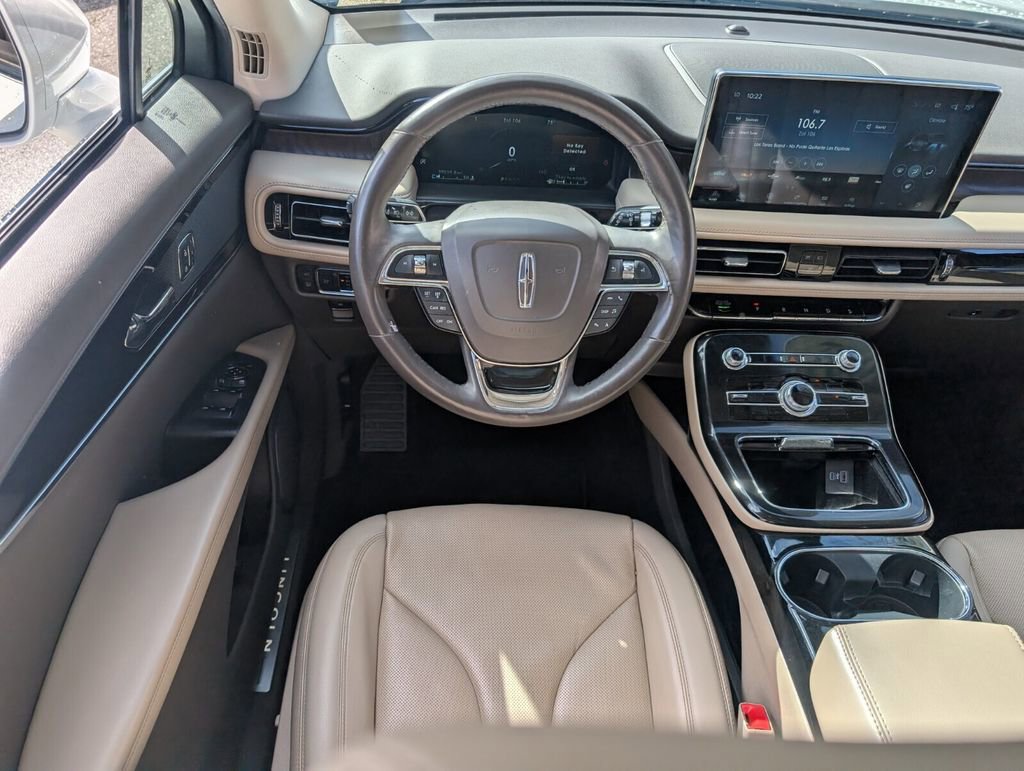 Used 2022 Lincoln Nautilus Reserve image 14