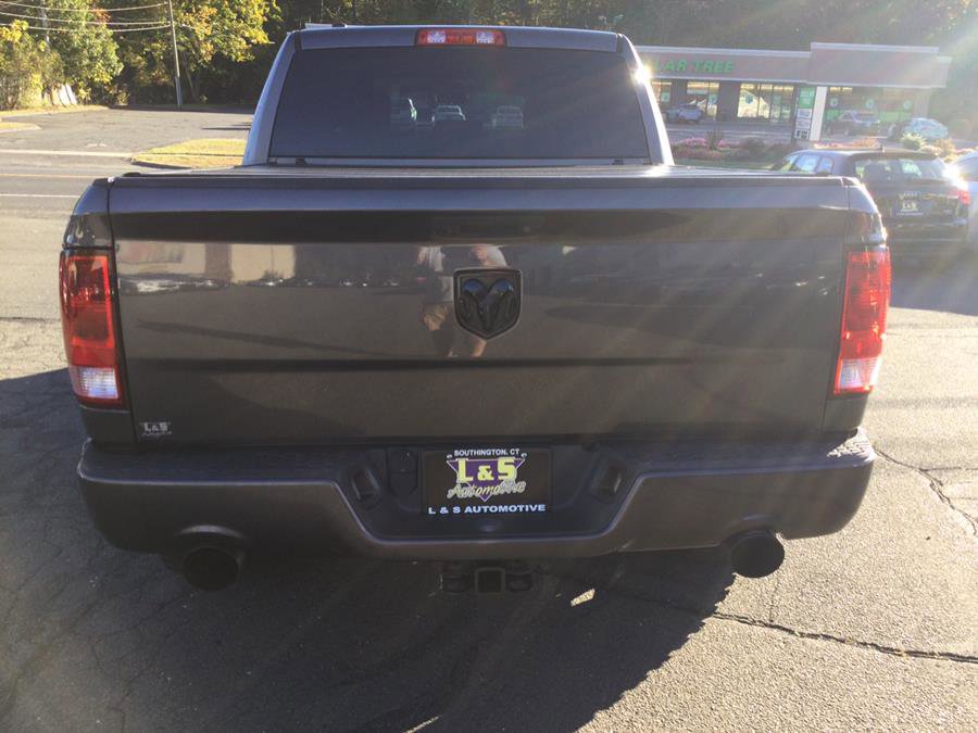 Used 2017 RAM 1500 Express w/ Express Value Package image 6