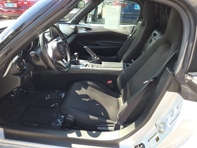 Used 2016 MAZDA MX-5 Miata Club RWD image 15