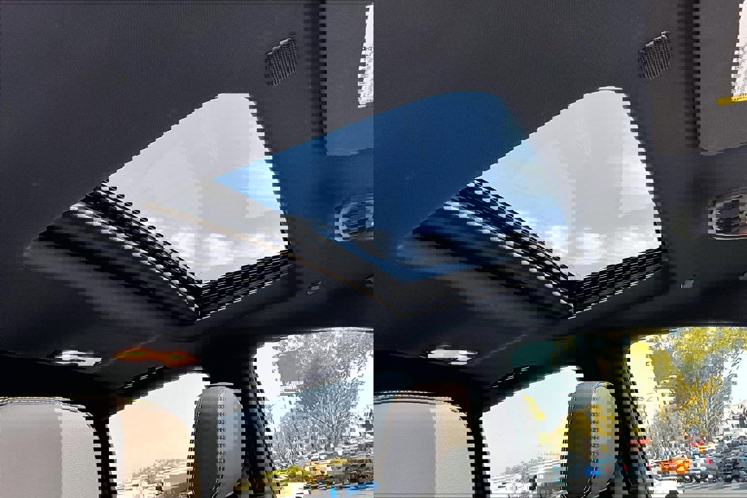 Certified 2024 Chevrolet Colorado ZR2 w/ ZR2 Convenience Package III image 19