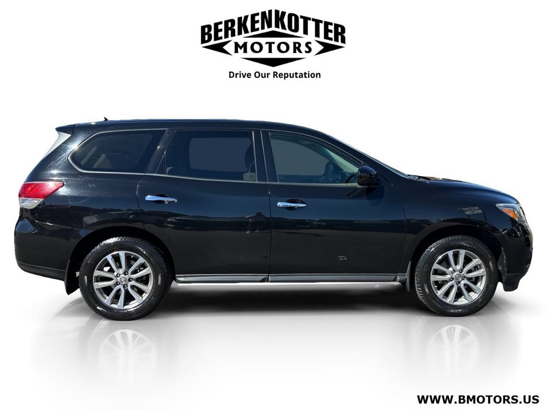 Used 2013 Nissan Pathfinder S AWD/4WD image 6
