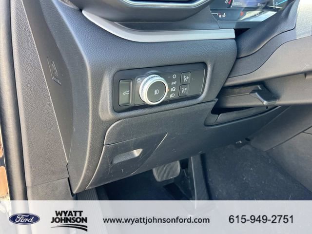 Certified 2023 Ford Explorer XLT w/ Equipment Group 202A AWD/4WD image 30