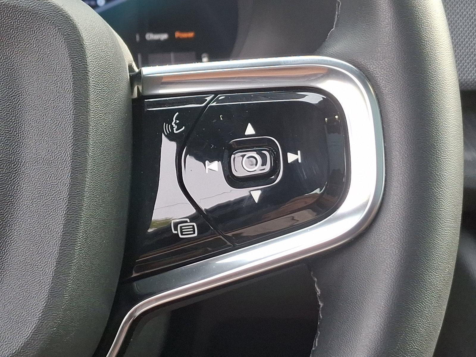 Used 2022 Polestar Polestar 2 w/ Plus Package image 23