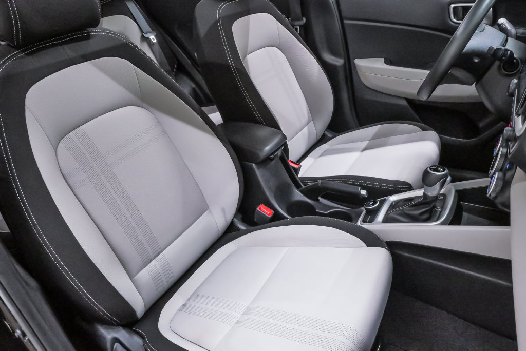 Certified 2024 Hyundai Venue SEL FWD image 15