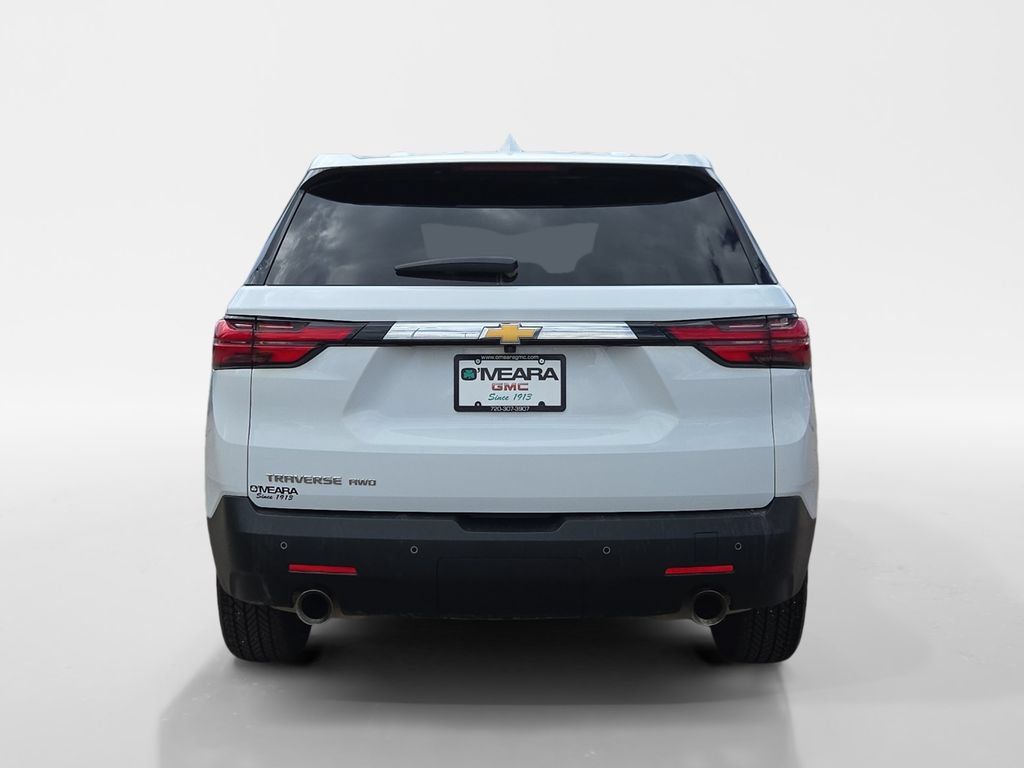 Used 2022 Chevrolet Traverse LS AWD/4WD image 4