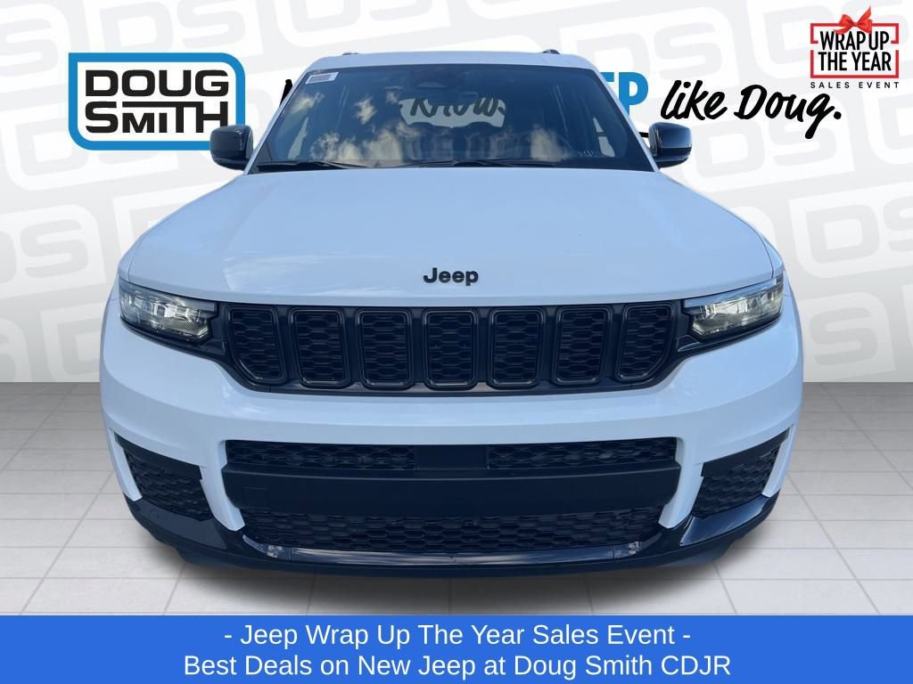 New 2025 Jeep Grand Cherokee L Laredo image 2