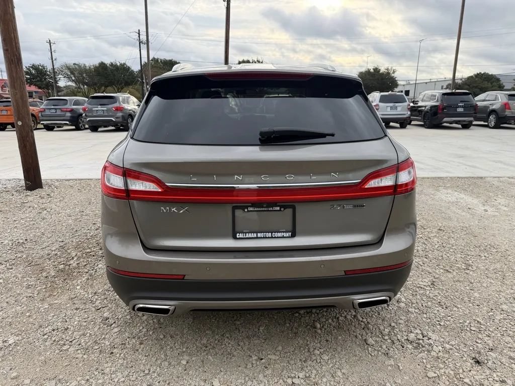 Used 2016 Lincoln MKX Select w/ Select Plus Package FWD image 6