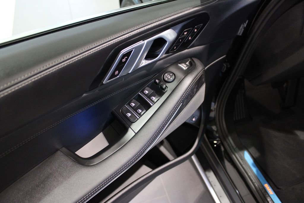 New 2026 BMW X5 xDrive50e w/ Climate Comfort Package AWD/4WD image 27