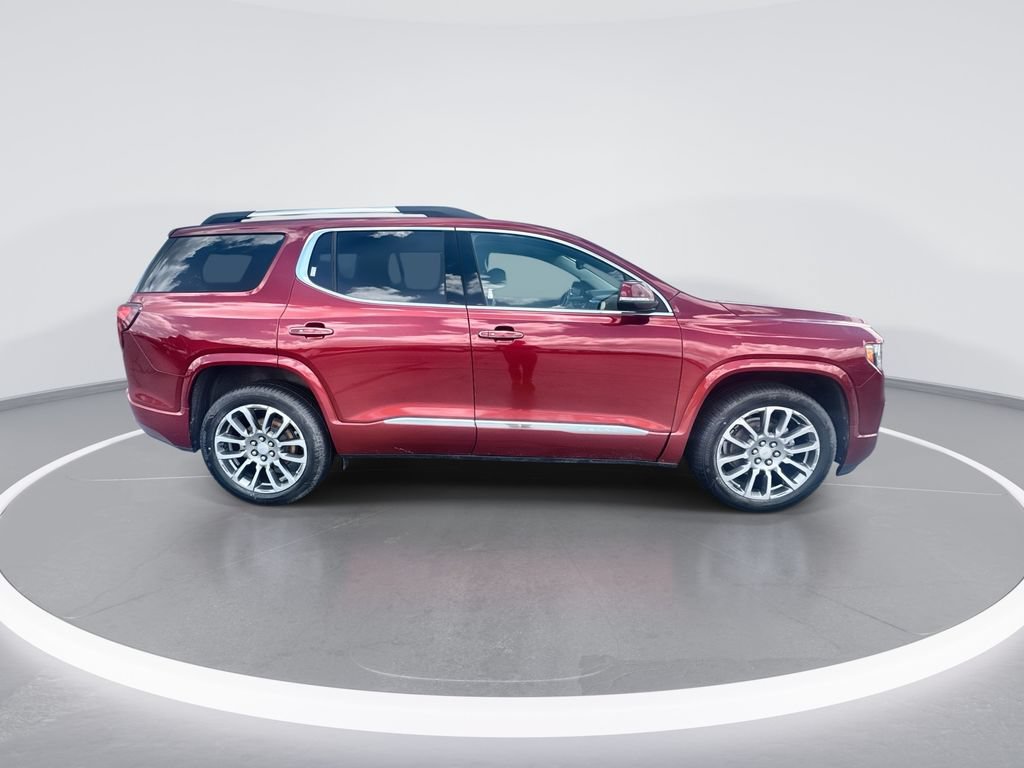 Used 2021 GMC Acadia Denali w/ Denali Ultimate Package AWD/4WD image 9