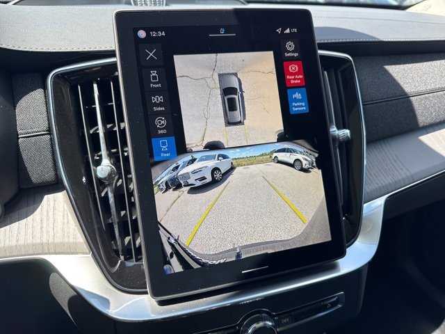 New 2026 Volvo XC90 B6 Ultra w/ Lounge Package image 17