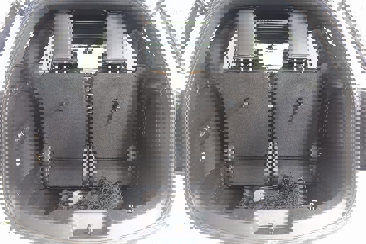 Used 2016 Ford Explorer Platinum image 49