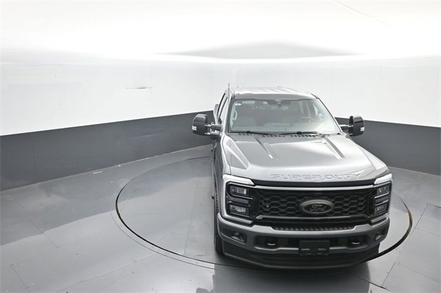 New 2026 Ford F250 Lariat image 16