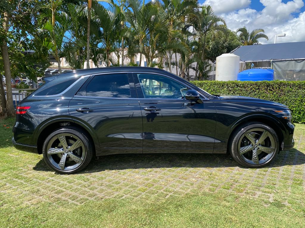 Used 2025 Genesis GV70 3.5T Sport w/ Sport Advanced Package AWD/4WD image 26