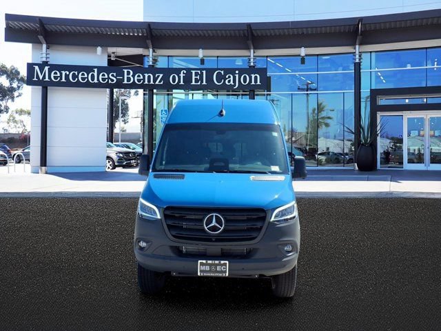 New 2026 Mercedes-Benz Sprinter 2500 video 2