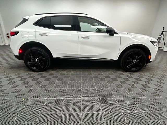 Used 2023 Buick Envision Essence w/ Sport Touring Package image 13