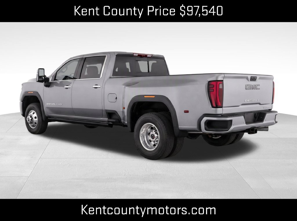 New 2026 GMC Sierra 3500 Denali Ultimate AWD/4WD image 3