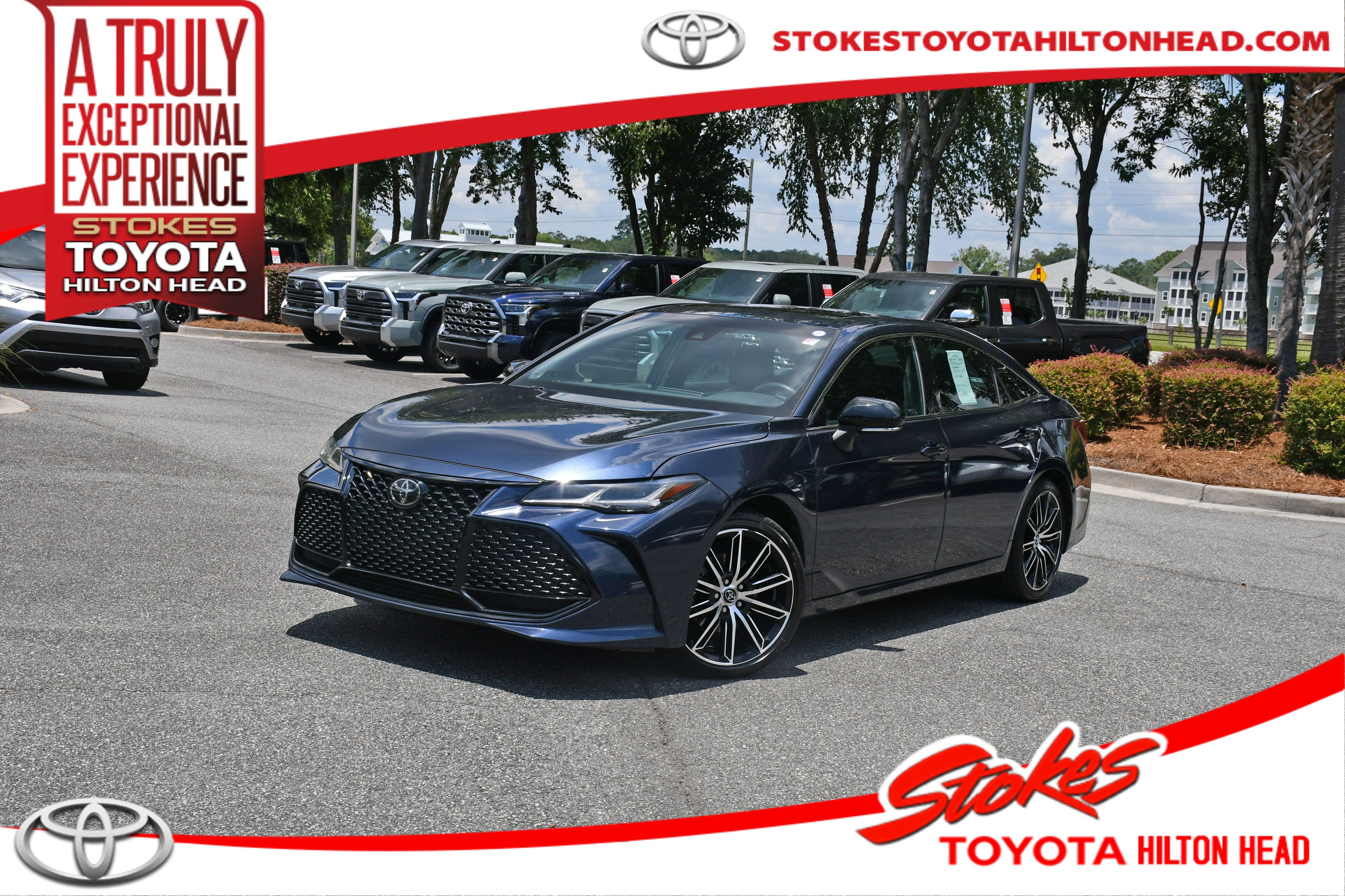 Used 2019 Toyota Avalon Touring w/ Advanced Safety Package FWD image 1