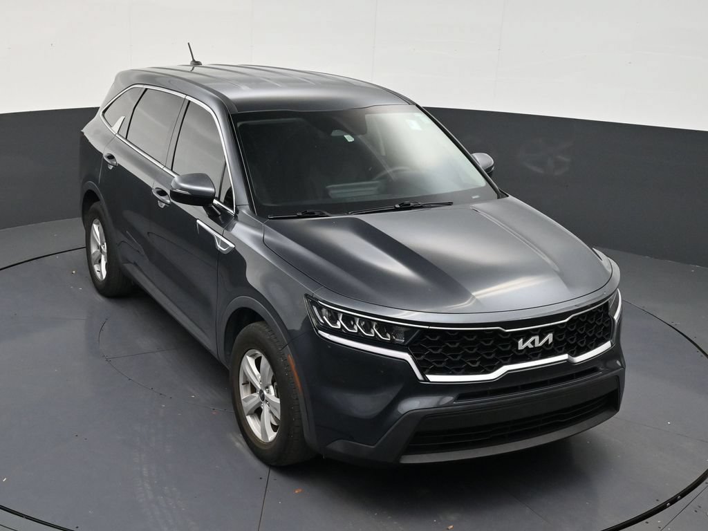 Used 2023 Kia Sorento LX FWD image 18