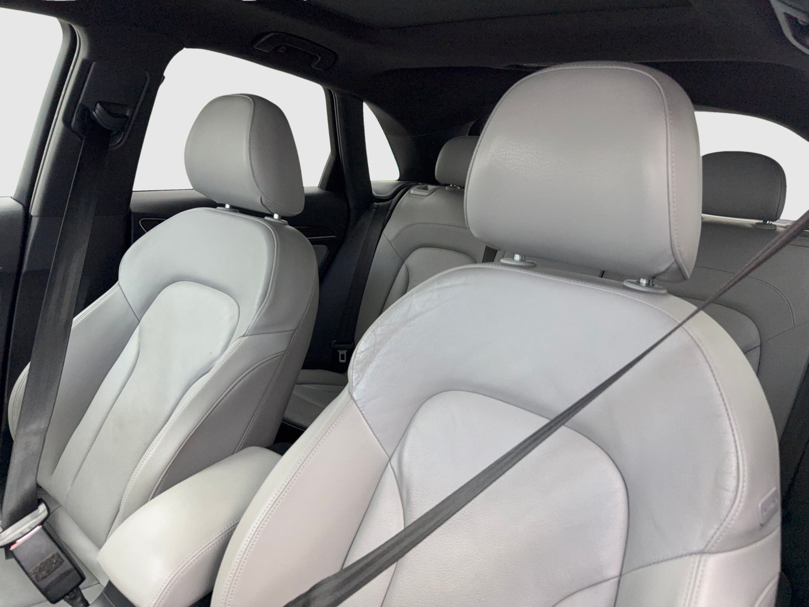 Used 2016 Audi Q3 2.0T Prestige w/ Prestige Package AWD/4WD image 35