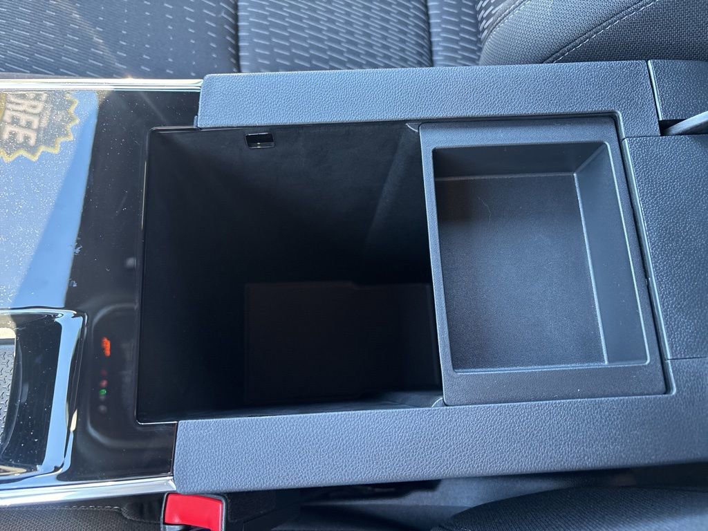 Used 2026 Chevrolet Equinox LT w/ Midnight Edition image 31