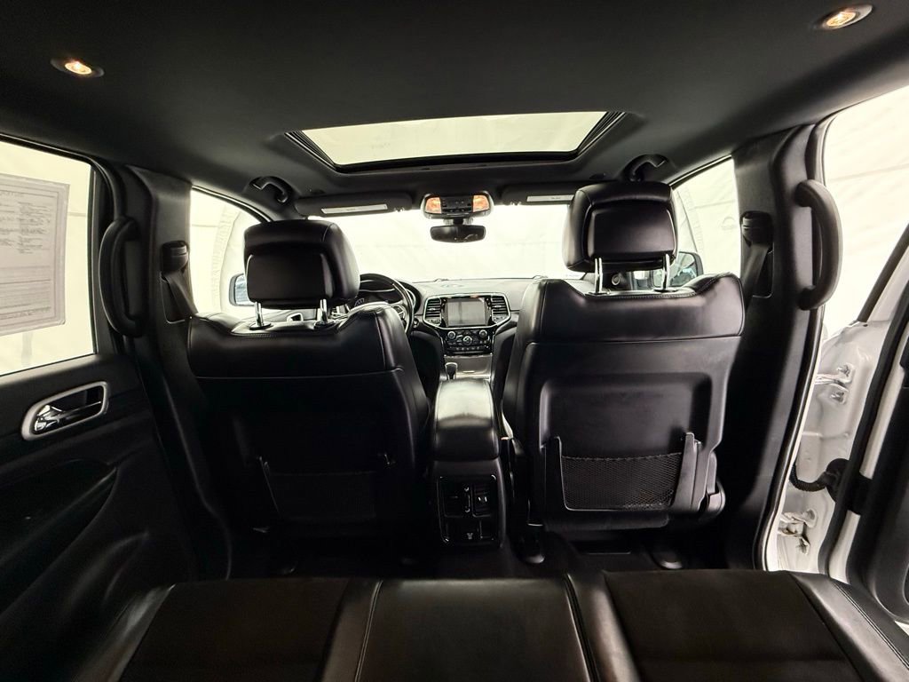 Used 2020 Jeep Grand Cherokee Altitude image 31