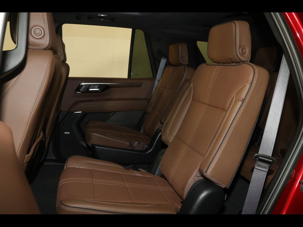 New 2026 Chevrolet Tahoe High Country w/ LPO, Illumination Package AWD/4WD image 29