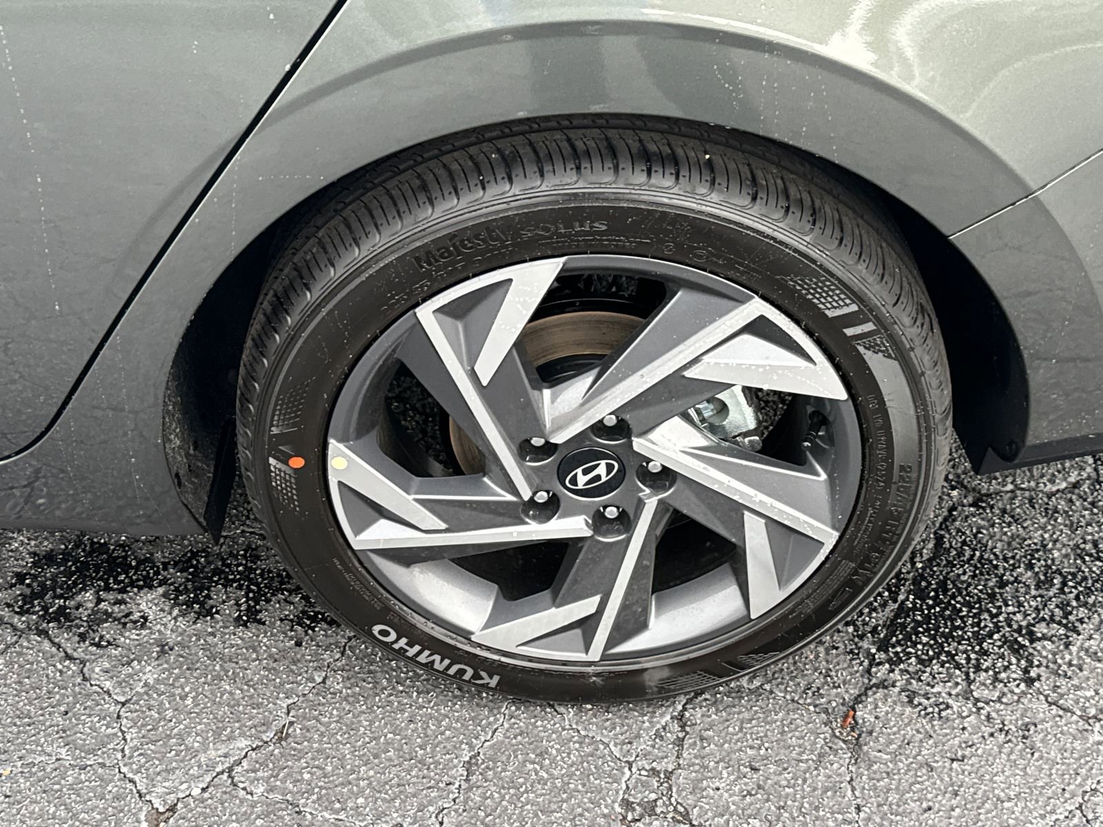 Certified 2025 Hyundai Elantra SEL w/ Cargo Package image 19