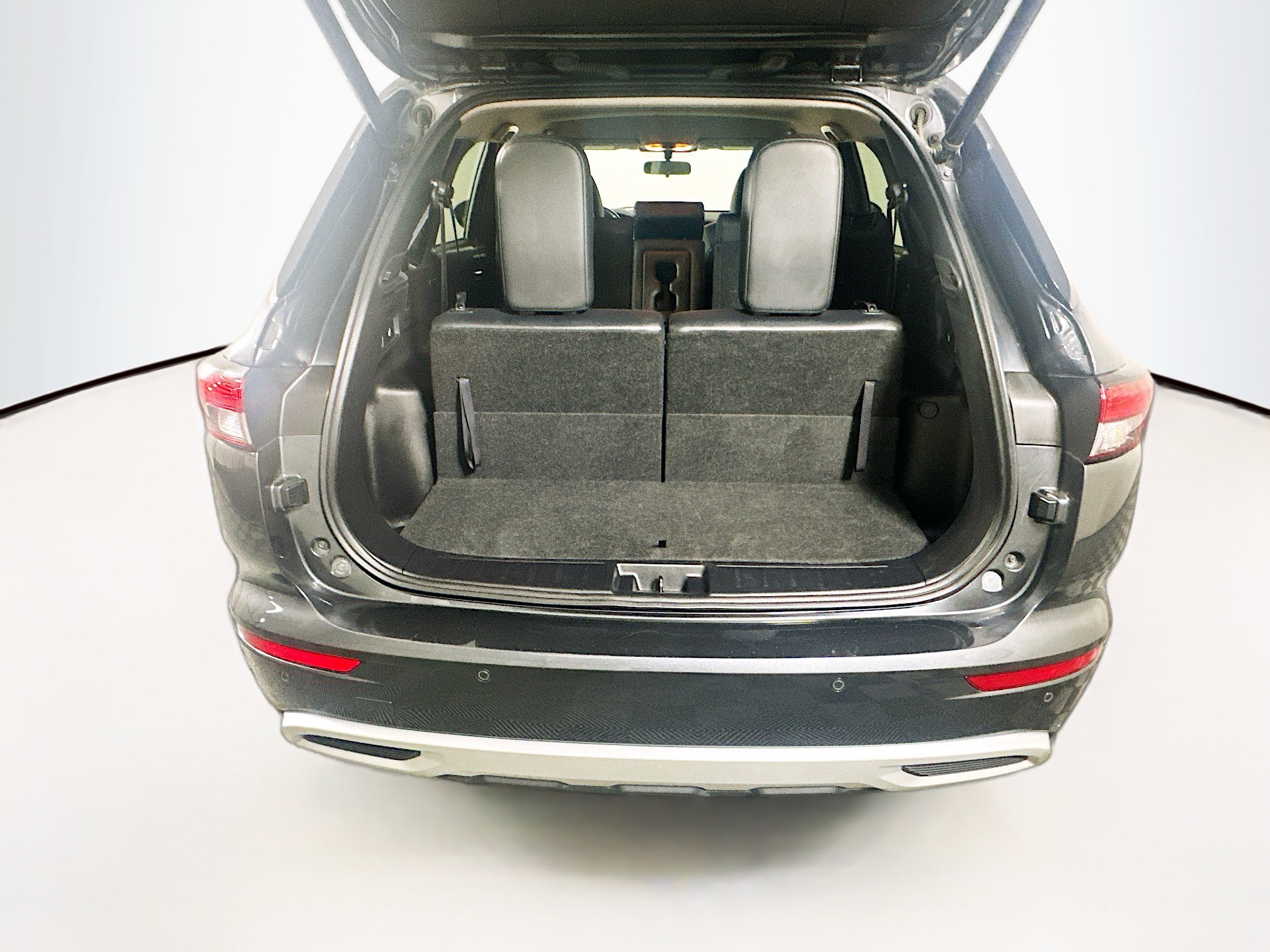 Used 2024 Mitsubishi Outlander SE FWD image 31