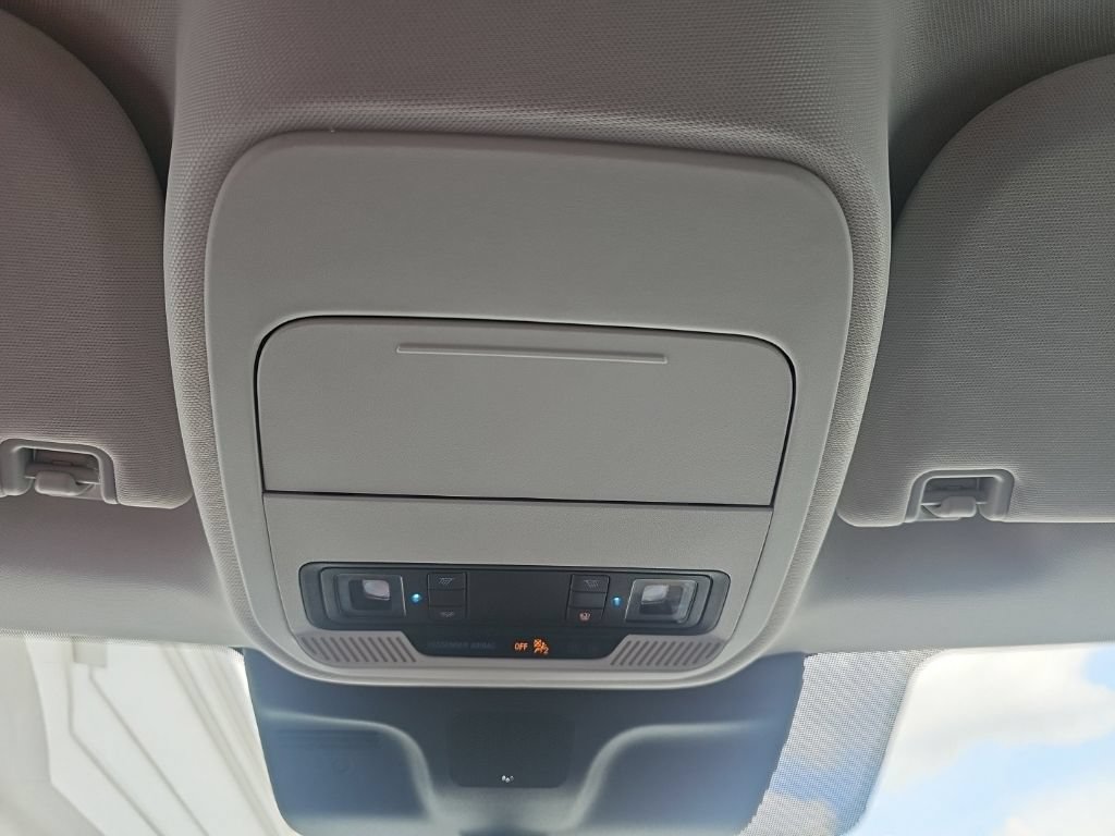 Used 2025 Ford Expedition Max Active AWD/4WD image 23