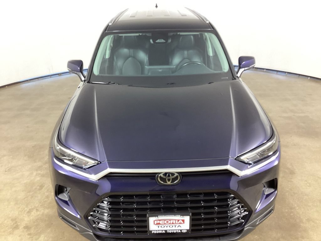 Used 2024 Toyota Grand Highlander AWD image 4