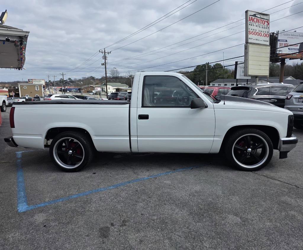 Used 1988 GMC Sierra 1500 2WD Regular Cab image 2
