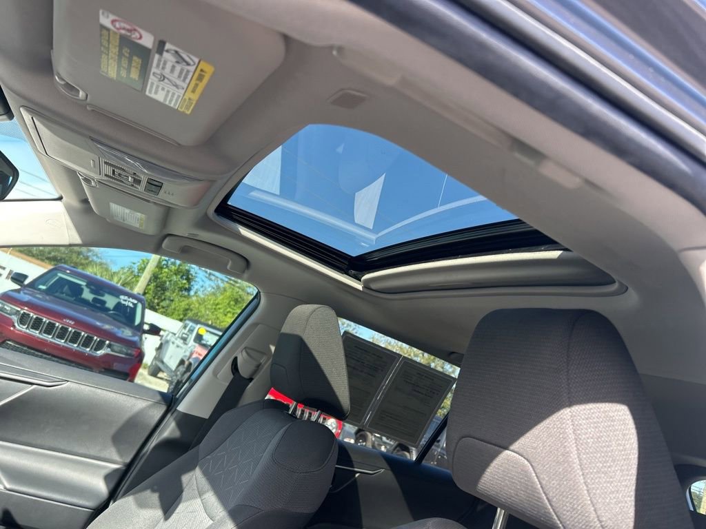 Used 2023 Toyota RAV4 XLE image 10