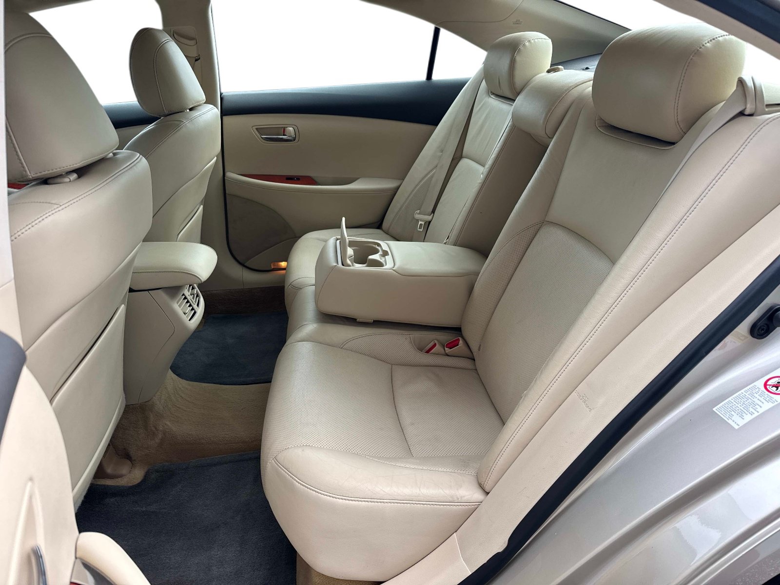 Used 2010 Lexus ES 350 w/ Preferred Accessory Package FWD image 12