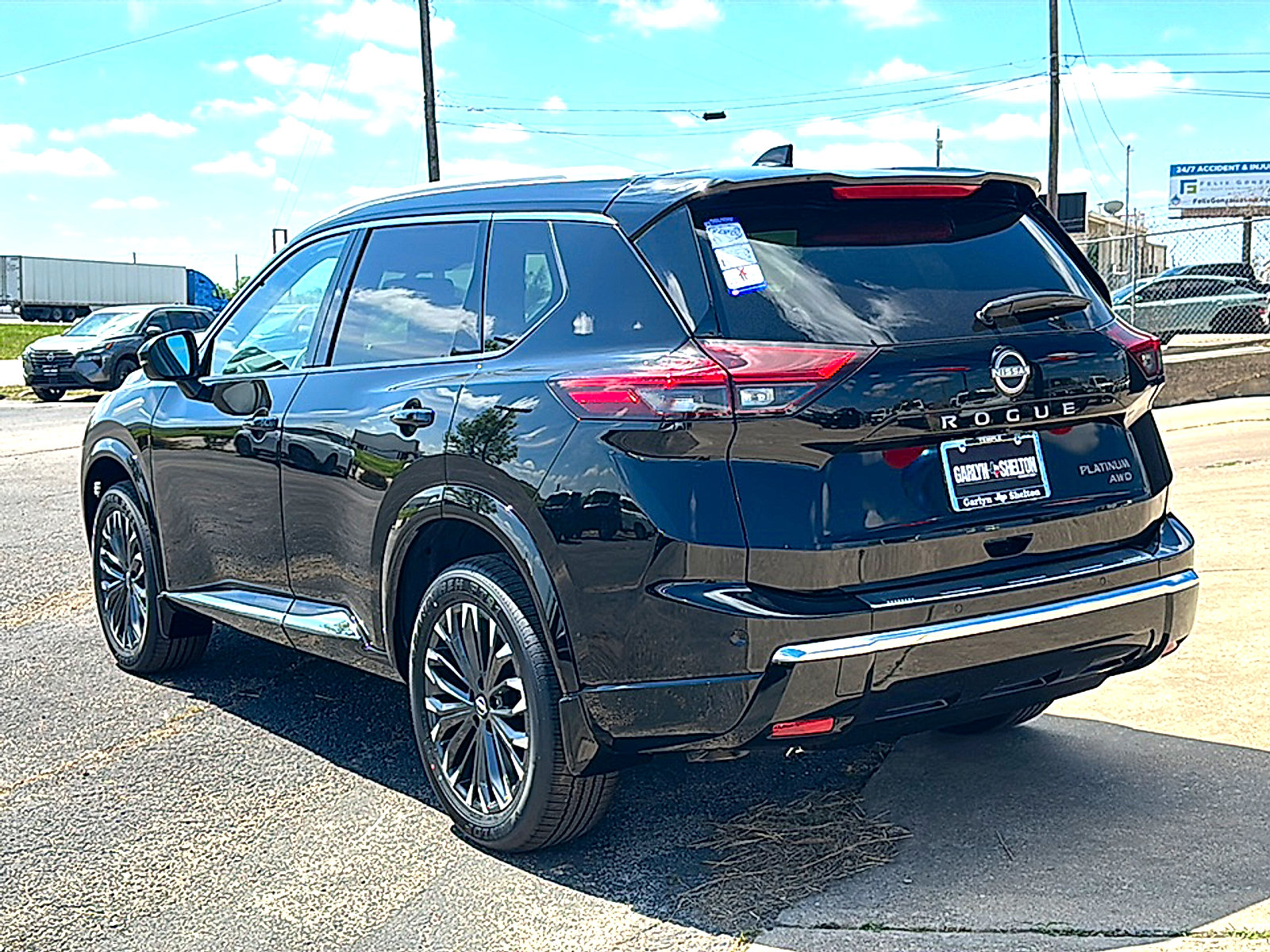 New 2026 Nissan Rogue Platinum w/ Platinum Premium Package AWD/4WD image 6