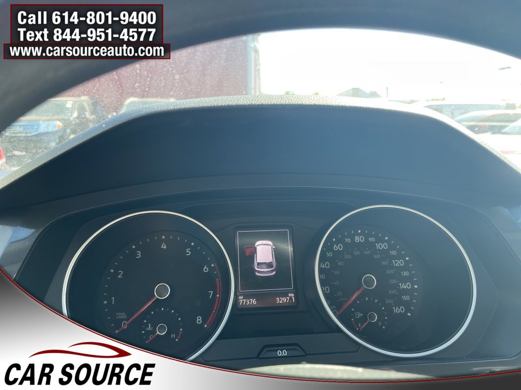 Used 2020 Volkswagen Tiguan S image 18