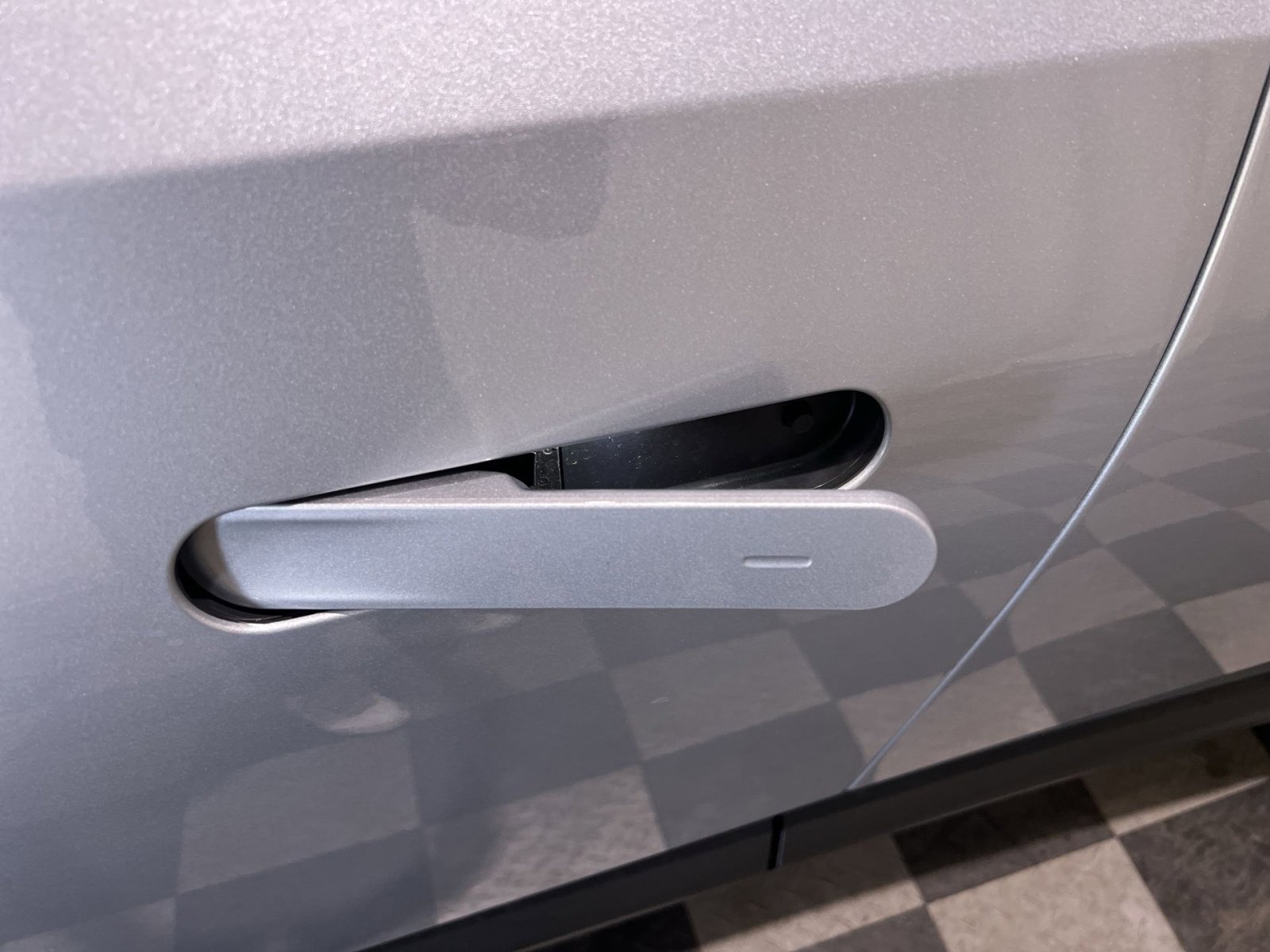 Used 2026 Rivian R1S Adventure image 16