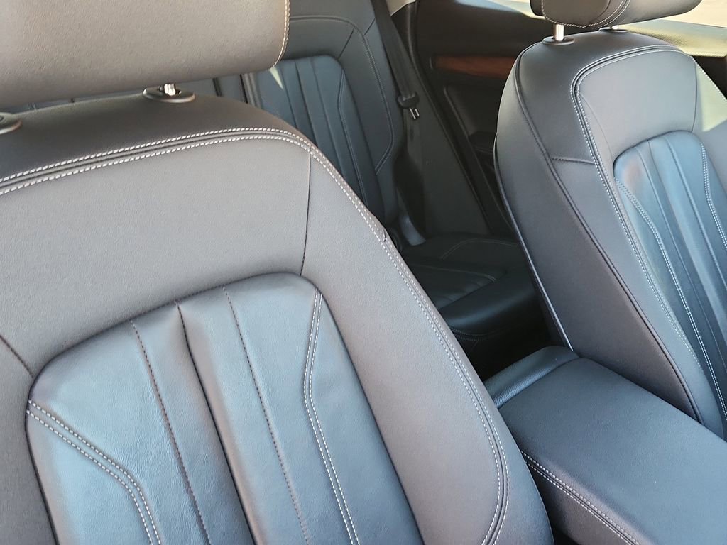 Used 2023 Audi Q5 2.0T Premium Plus image 15