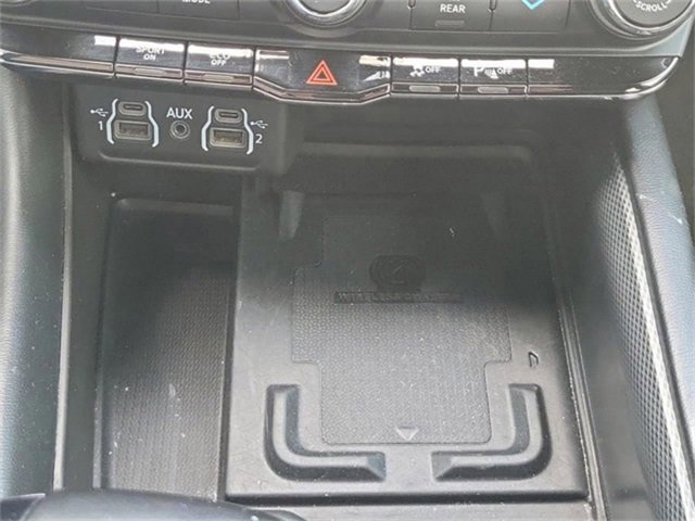 Used 2021 Dodge Durango R/T w/ Blacktop Package image 24