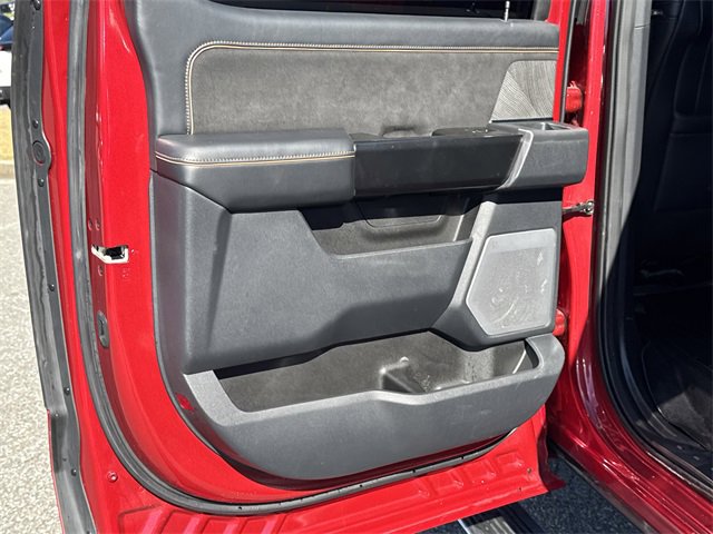Used 2023 Ford F350 Platinum w/ FX4 Off-Road Package image 23