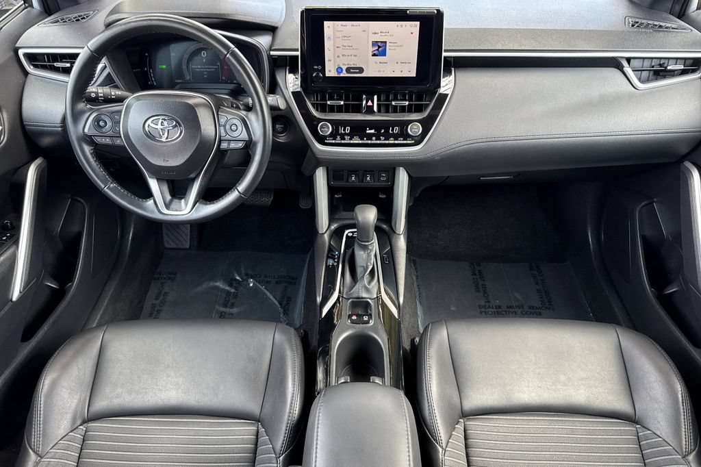 Certified 2024 Toyota Corolla Cross AWD Hybrid w/ Convenience Package image 12