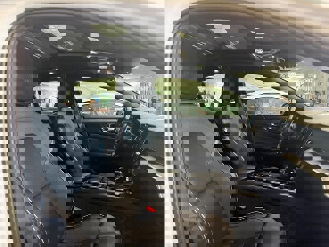 Used 2020 Volvo S60 T6 R-Design image 10