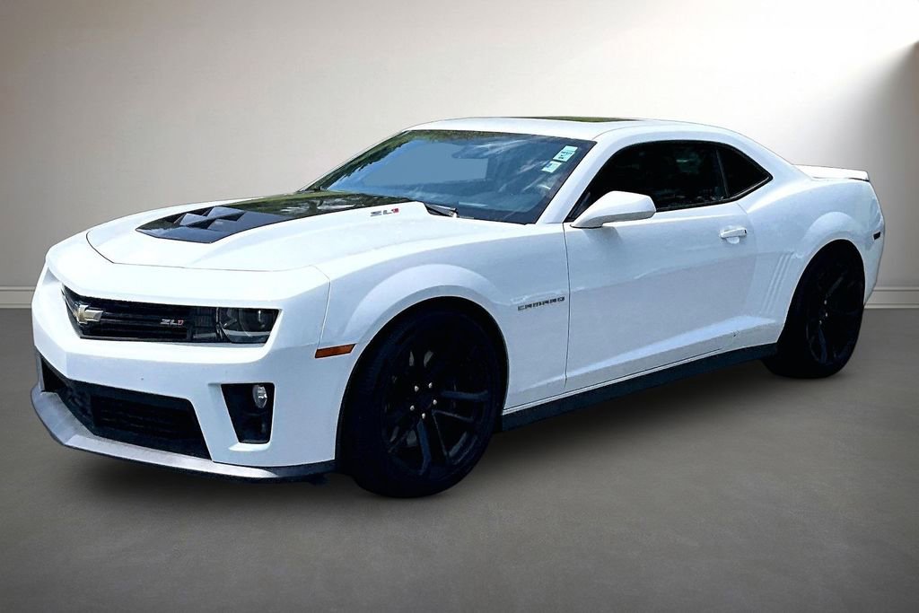 Used 2013 Chevrolet Camaro ZL1 RWD image 3