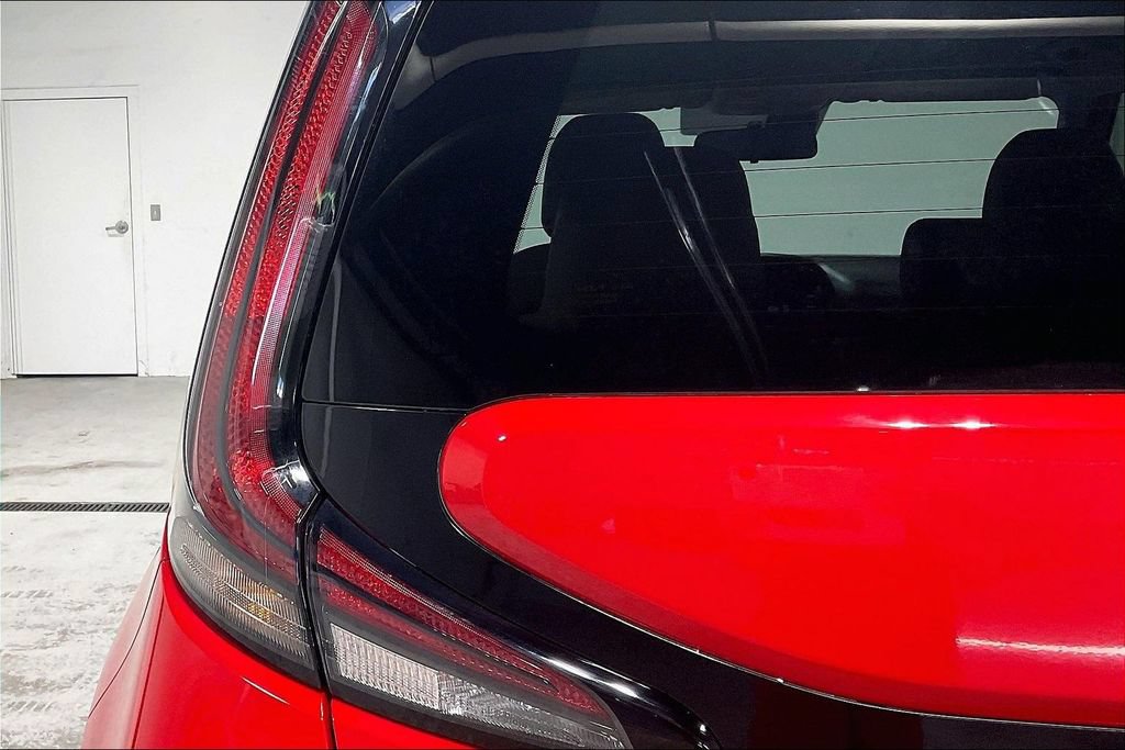 Used 2023 Kia Soul LX FWD image 37