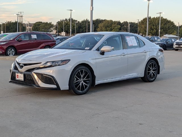 Certified 2024 Toyota Camry SE FWD image 10